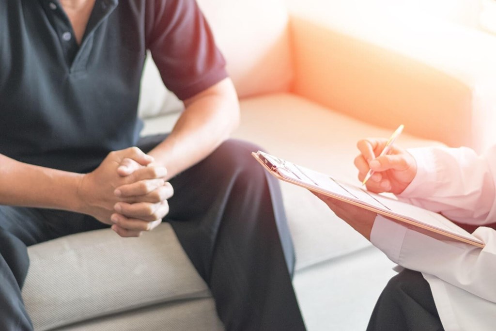 6 cosas que debería haber preguntado al urólogo sobre su fertilidad y que todavía estás a tiempo de preguntar