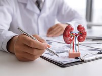 ¿Con qué frecuencia debo hacerme revisiones urológicas?